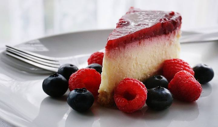 自家製チーズケーキ